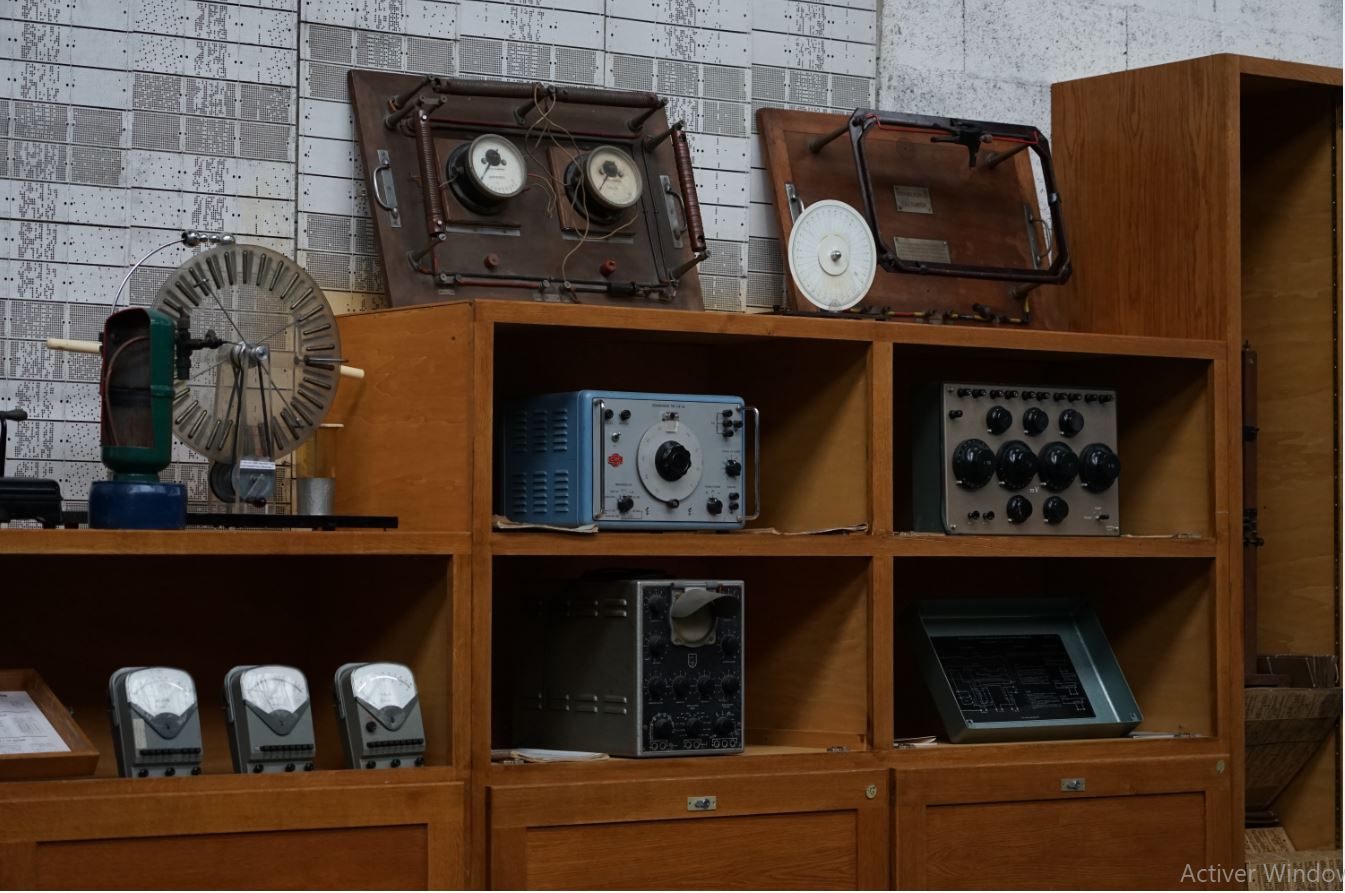 Musée éphémère d'Isabelle Moulin, collection issue de l'école La Martinière;